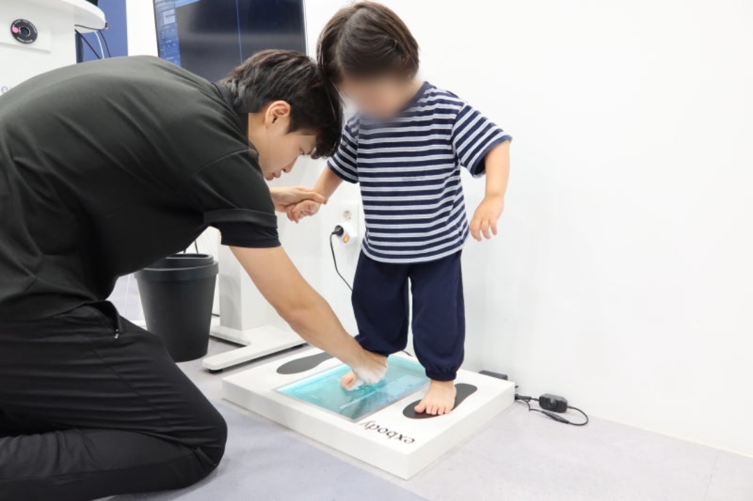 Guided child assessment in a SuperKids center